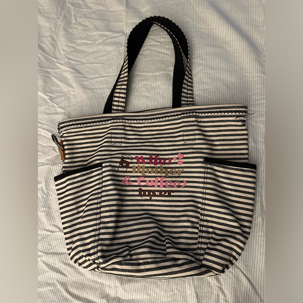 Retro metro tote